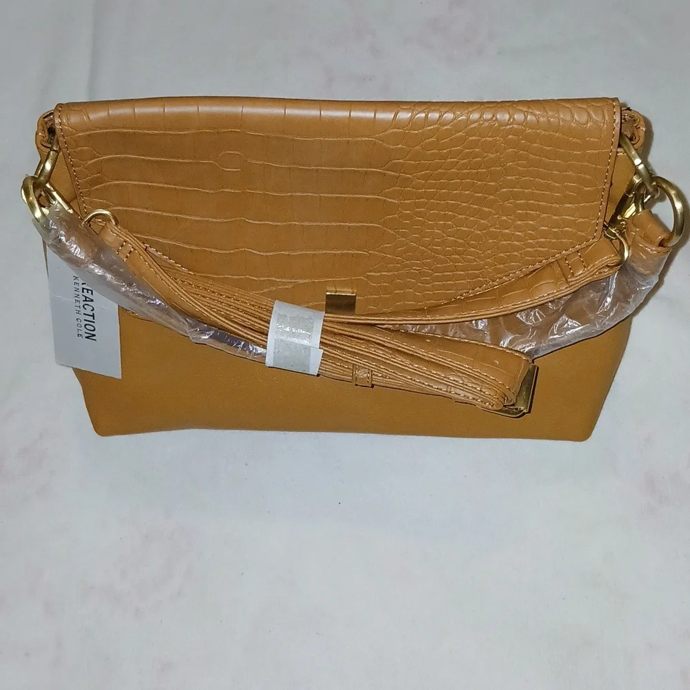 Kenneth Cole Reaction Cognac Lifestyle Mid-Satchel NWT‎